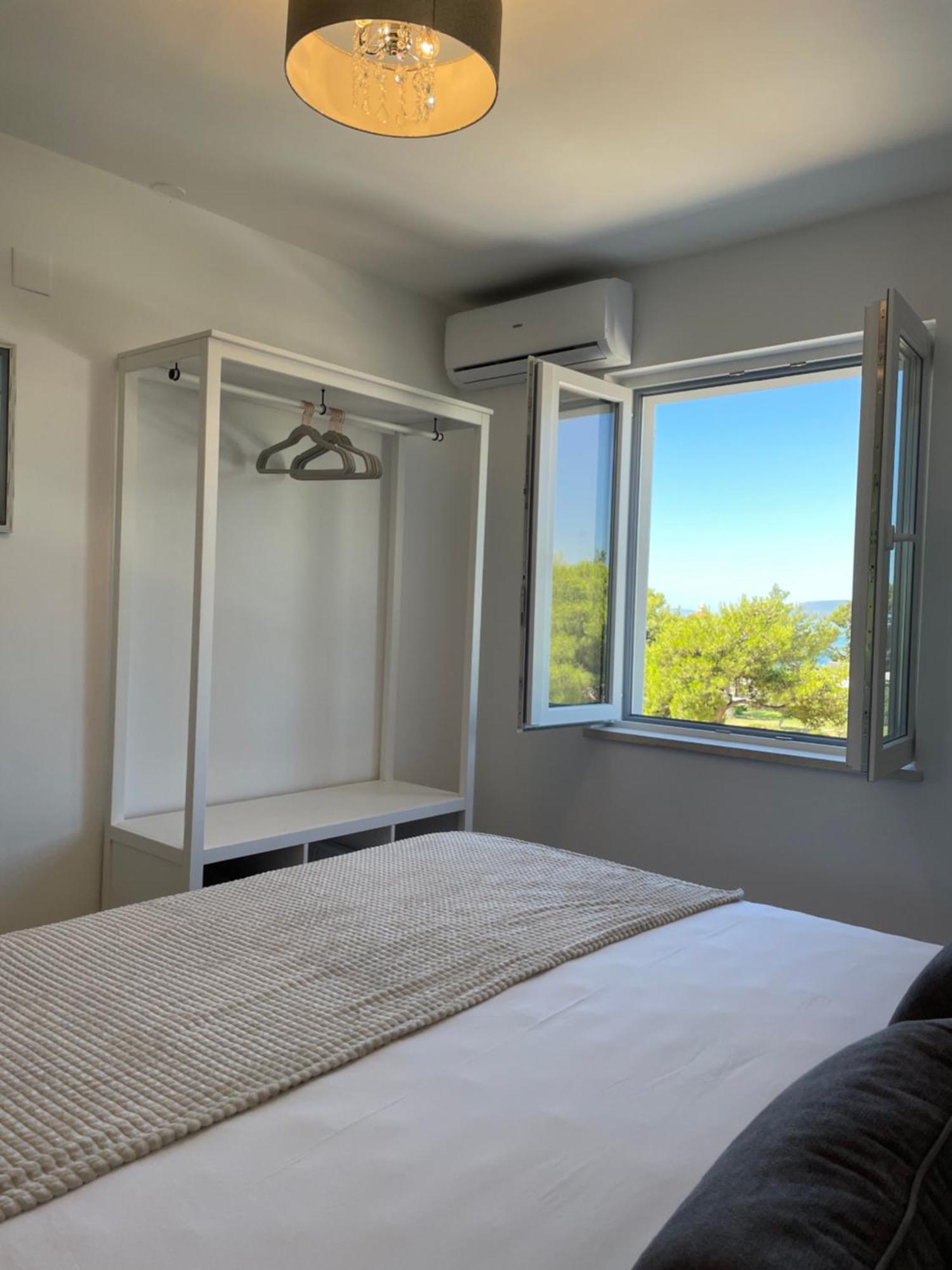 Sandra Apartments Makarska Exterior photo